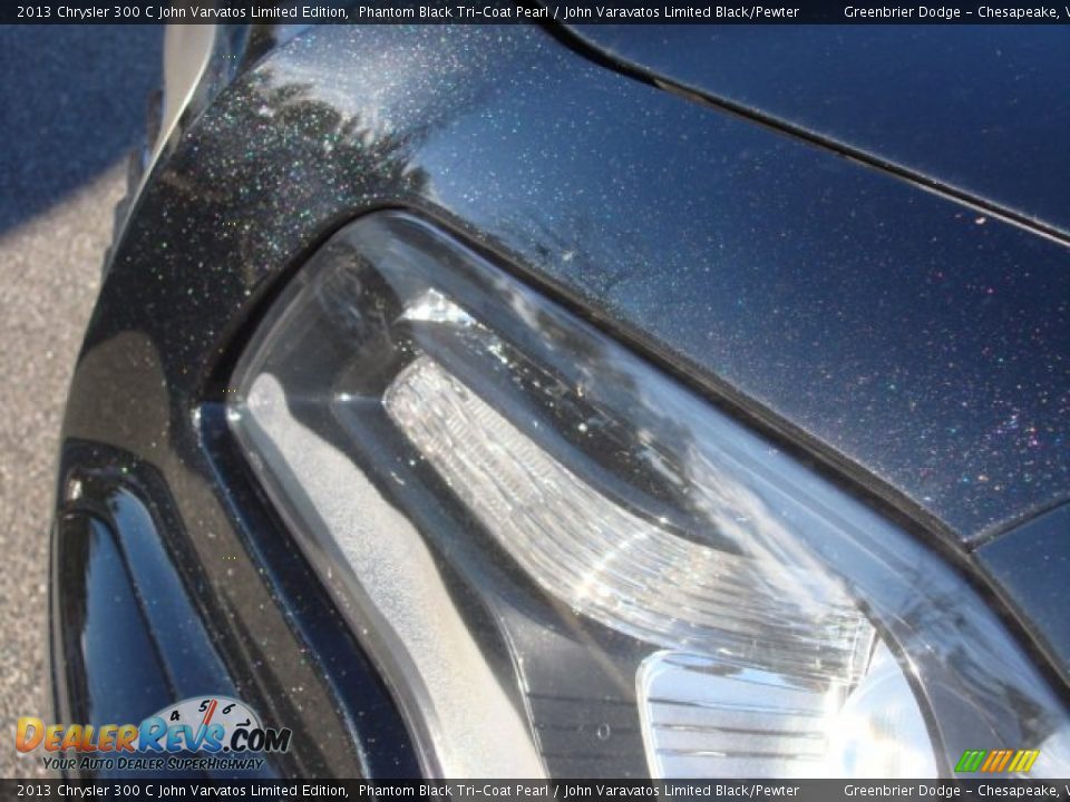 2013 Chrysler 300 C John Varvatos Limited Edition Phantom Black Tri-Coat Pearl / John Varavatos Limited Black/Pewter Photo #5