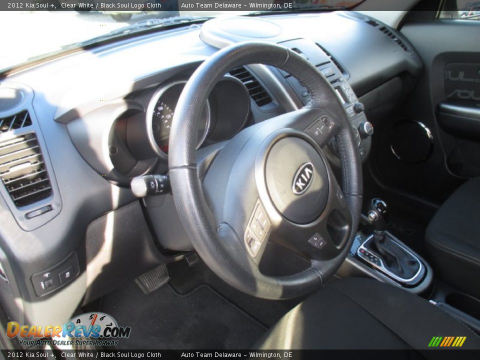 2012 Kia Soul + Clear White / Black Soul Logo Cloth Photo #11