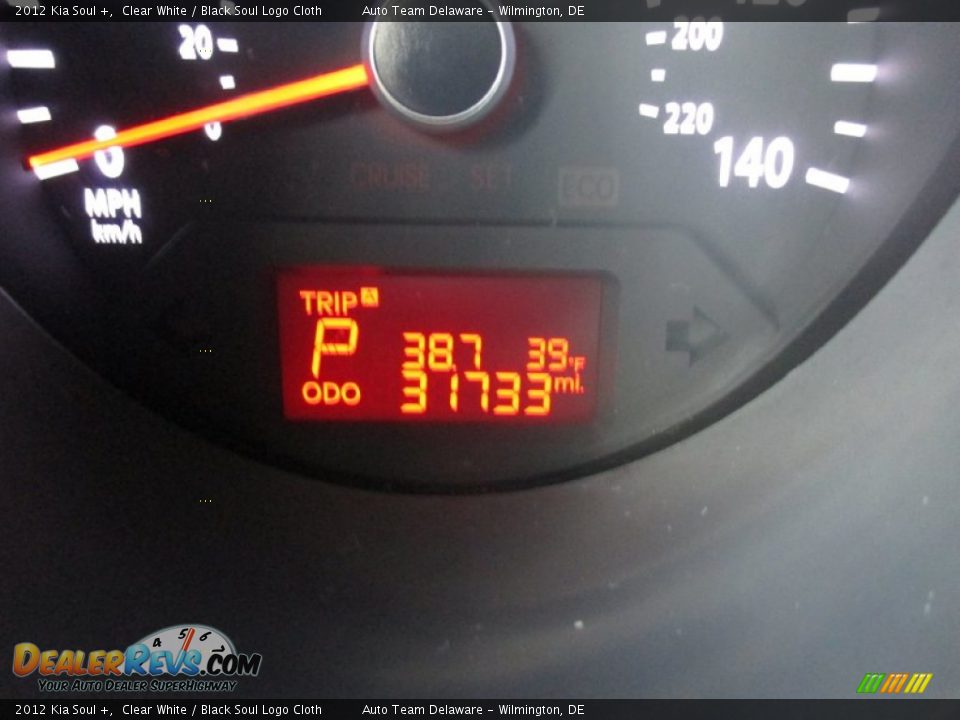 2012 Kia Soul + Clear White / Black Soul Logo Cloth Photo #13