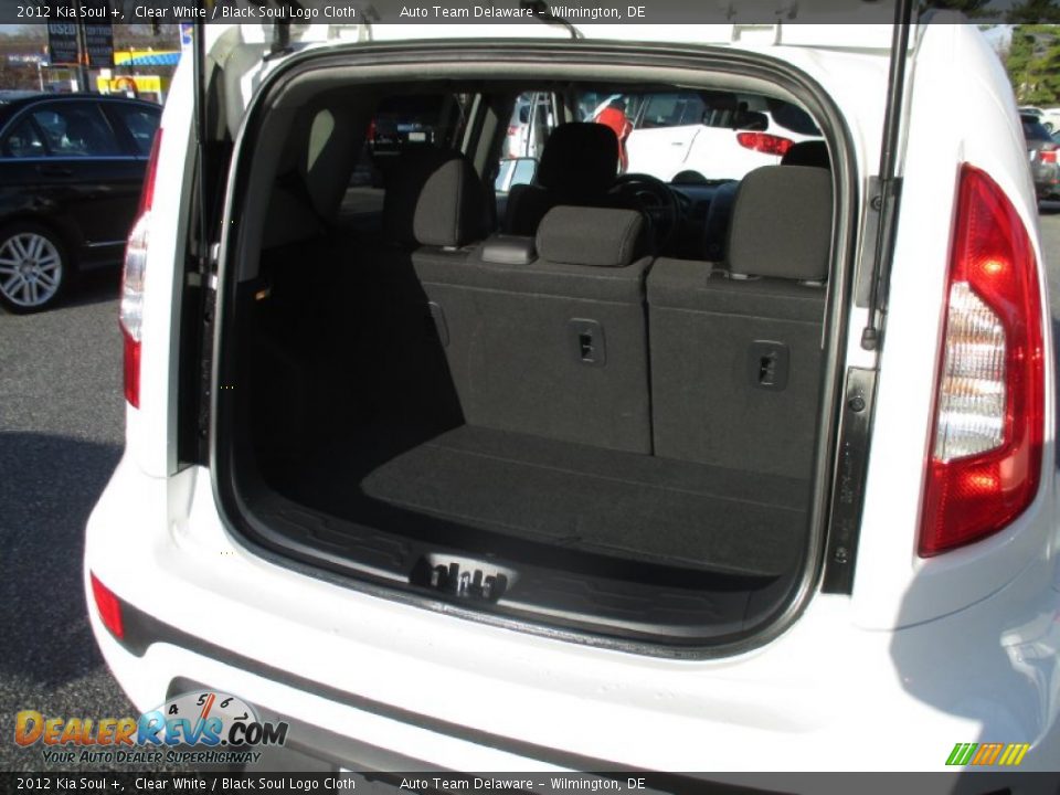 2012 Kia Soul + Clear White / Black Soul Logo Cloth Photo #17