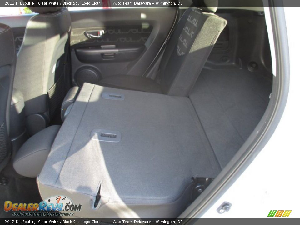 2012 Kia Soul + Clear White / Black Soul Logo Cloth Photo #18