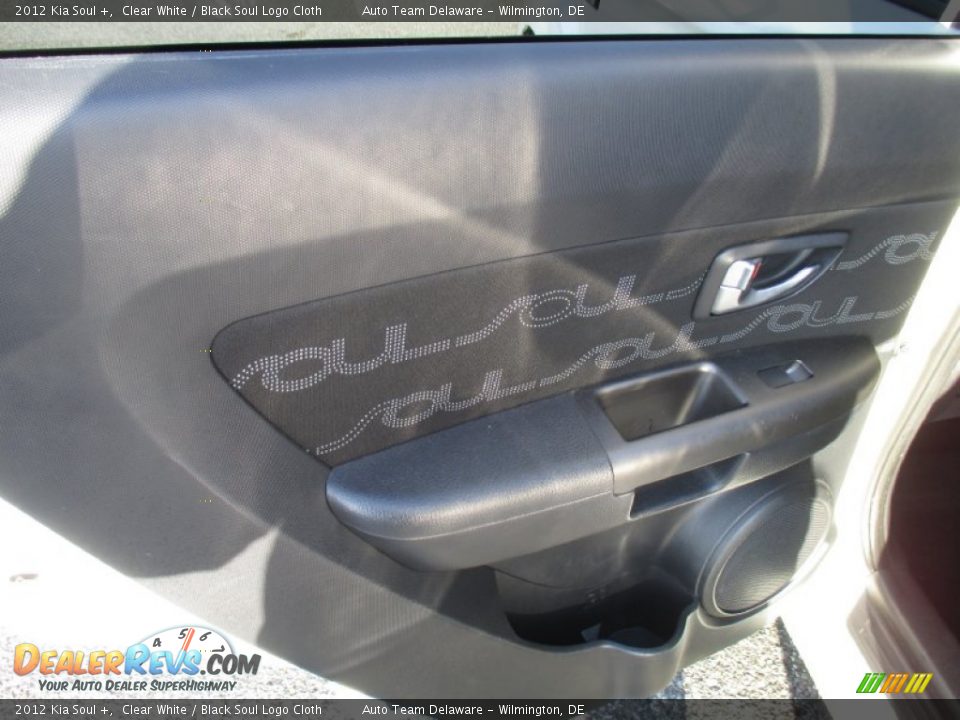 2012 Kia Soul + Clear White / Black Soul Logo Cloth Photo #22