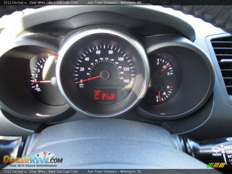 2012 Kia Soul + Clear White / Black Soul Logo Cloth Photo #24