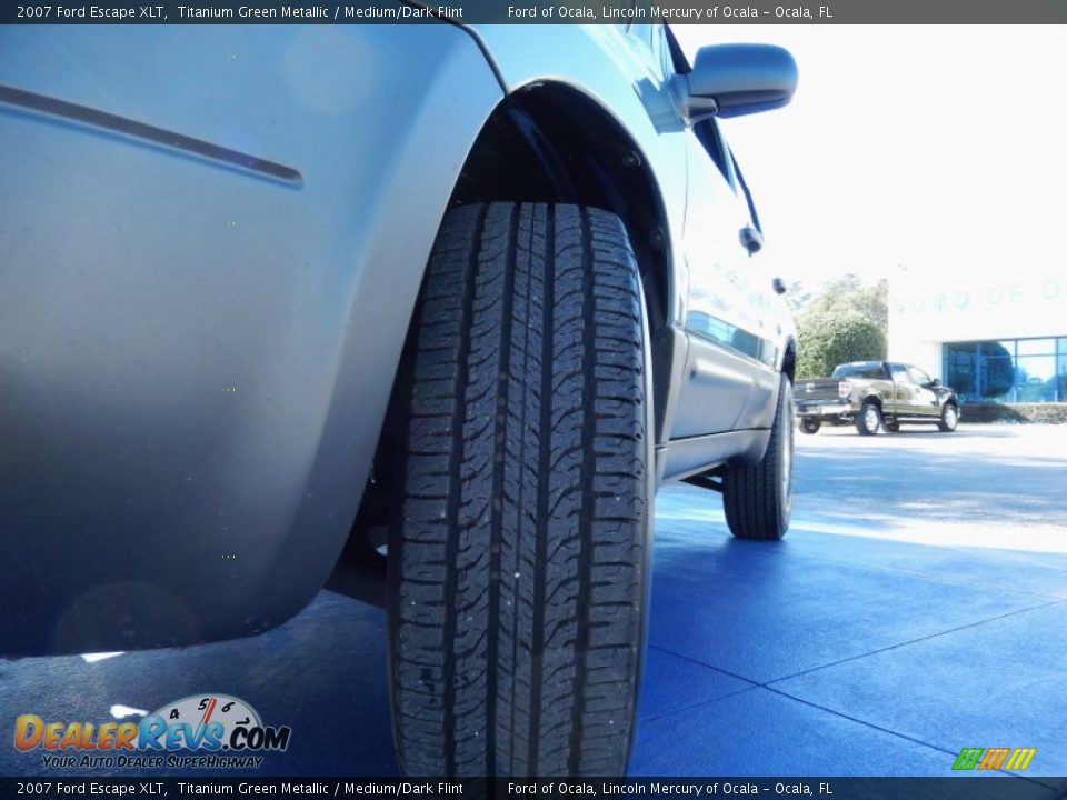 2007 Ford Escape XLT Titanium Green Metallic / Medium/Dark Flint Photo #10