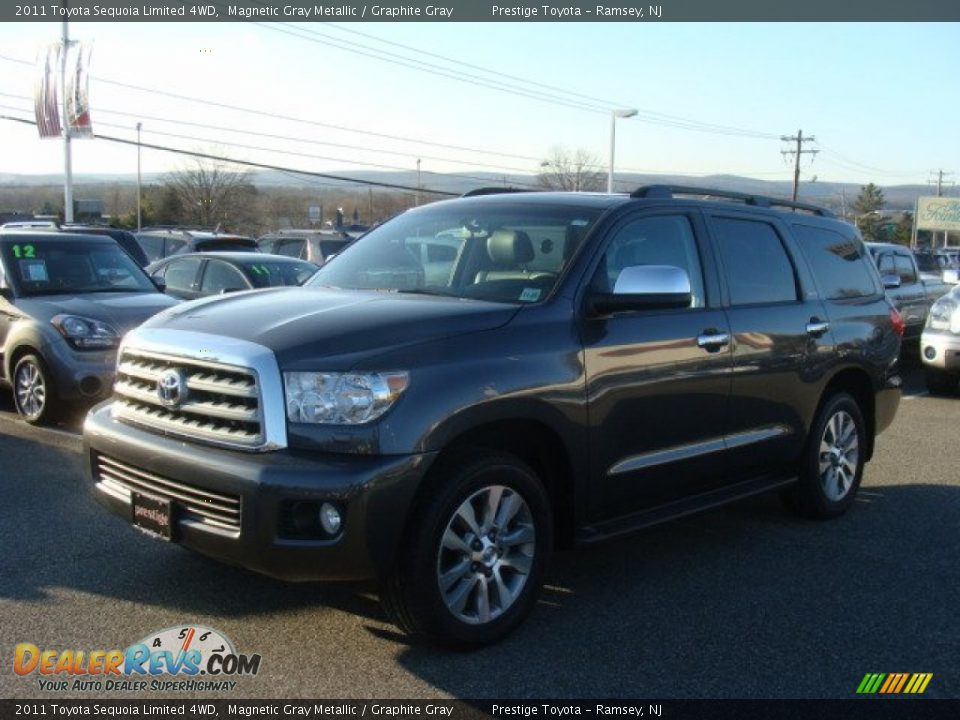 2011 Toyota Sequoia Limited 4WD Magnetic Gray Metallic / Graphite Gray Photo #3