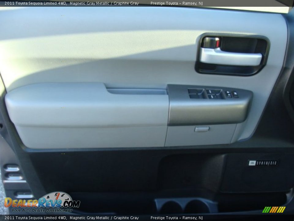 2011 Toyota Sequoia Limited 4WD Magnetic Gray Metallic / Graphite Gray Photo #6