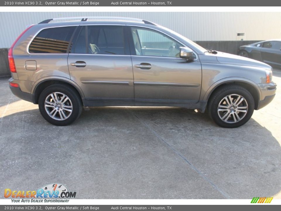 2010 Volvo XC90 3.2 Oyster Gray Metallic / Soft Beige Photo #10