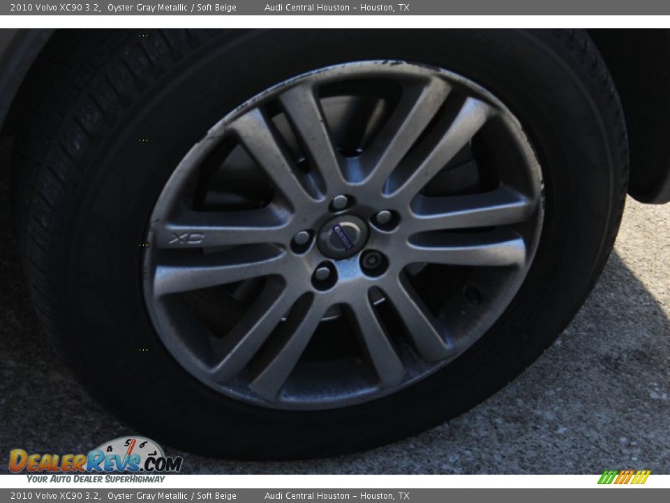 2010 Volvo XC90 3.2 Oyster Gray Metallic / Soft Beige Photo #11