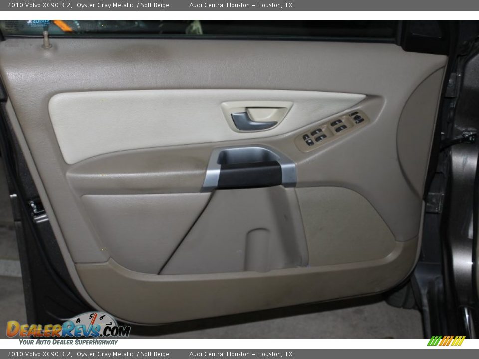 2010 Volvo XC90 3.2 Oyster Gray Metallic / Soft Beige Photo #12