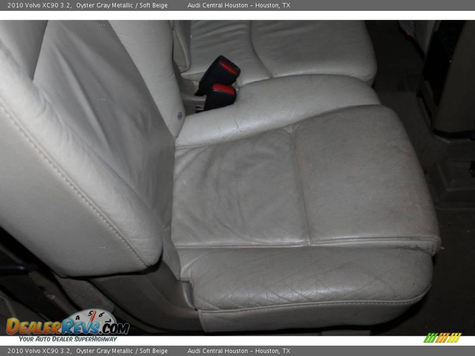 2010 Volvo XC90 3.2 Oyster Gray Metallic / Soft Beige Photo #24