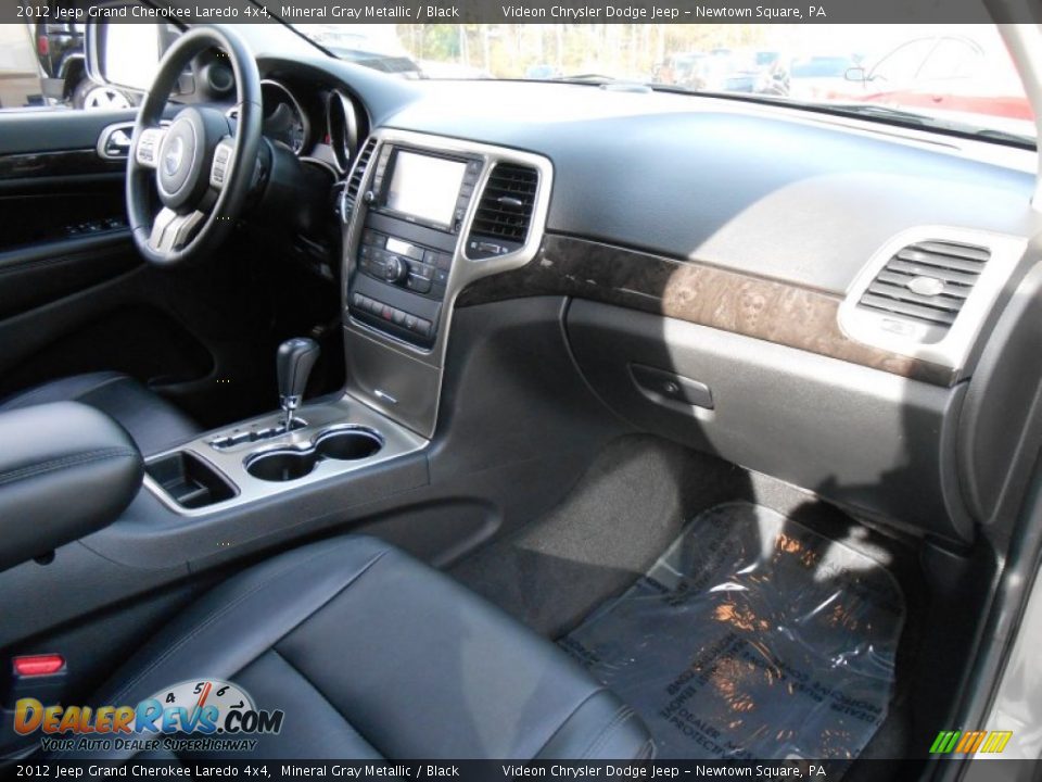 2012 Jeep Grand Cherokee Laredo 4x4 Mineral Gray Metallic / Black Photo #13