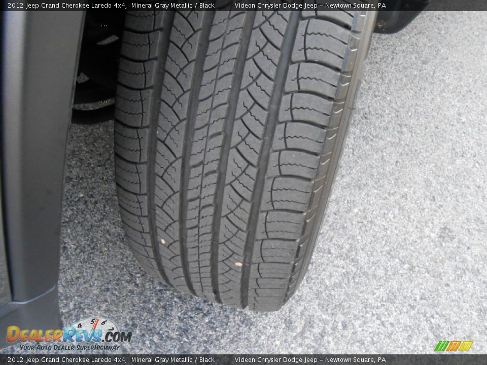 2012 Jeep Grand Cherokee Laredo 4x4 Mineral Gray Metallic / Black Photo #22