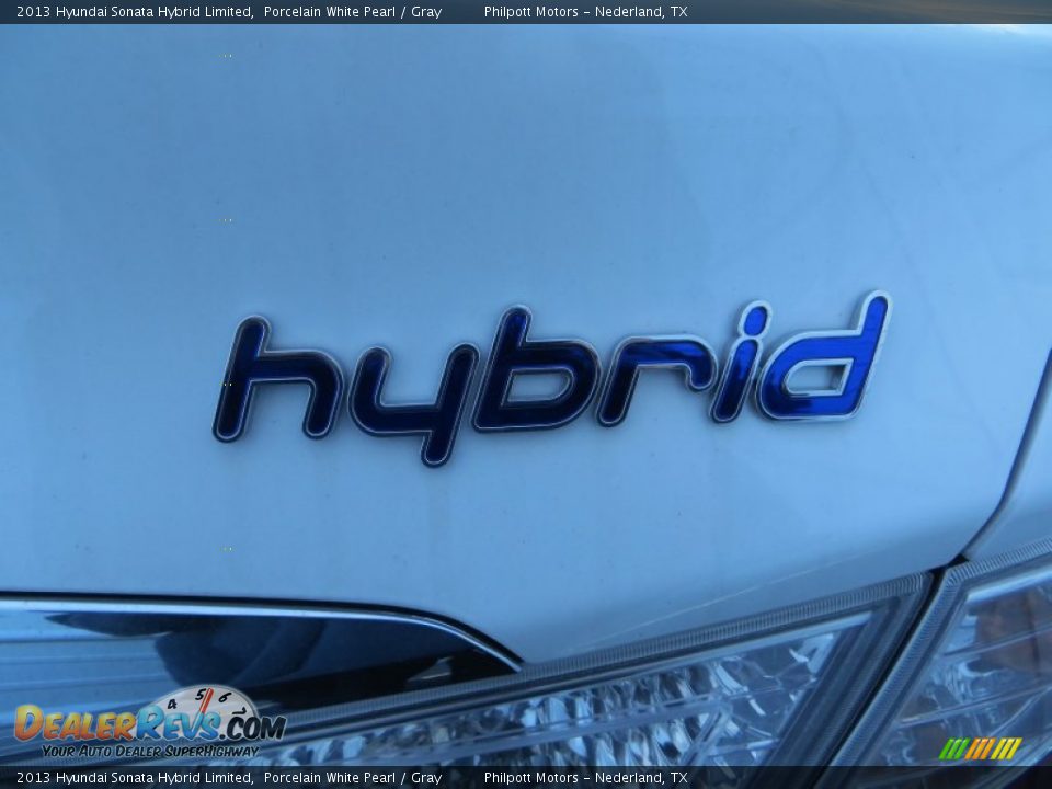 2013 Hyundai Sonata Hybrid Limited Porcelain White Pearl / Gray Photo #17