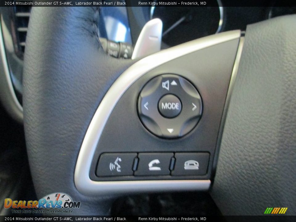 Controls of 2014 Mitsubishi Outlander GT S-AWC Photo #19
