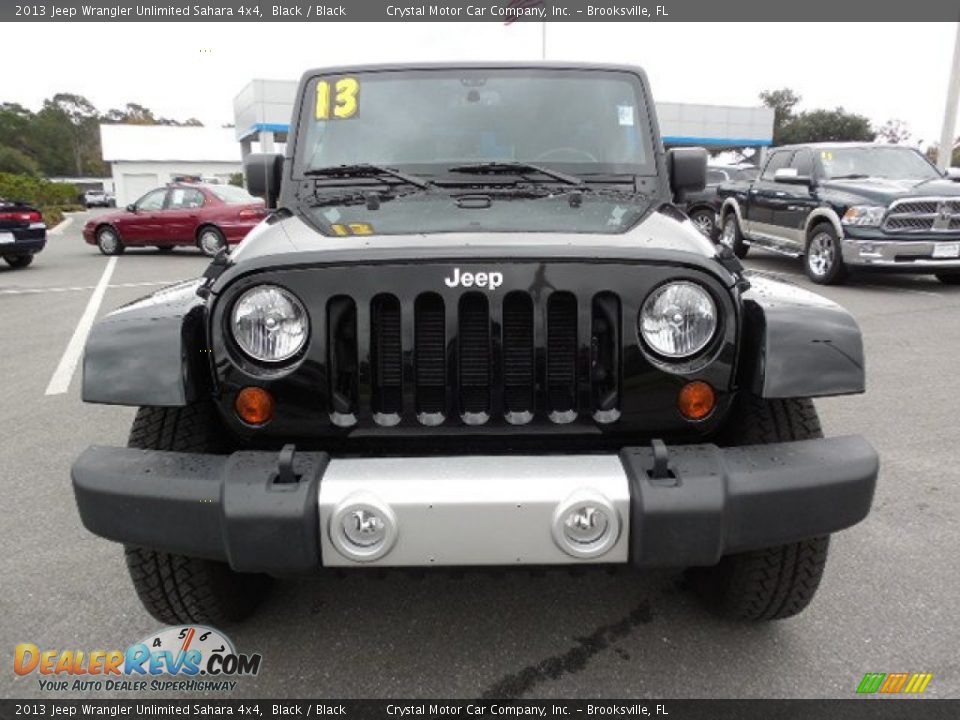 2013 Jeep Wrangler Unlimited Sahara 4x4 Black / Black Photo #14