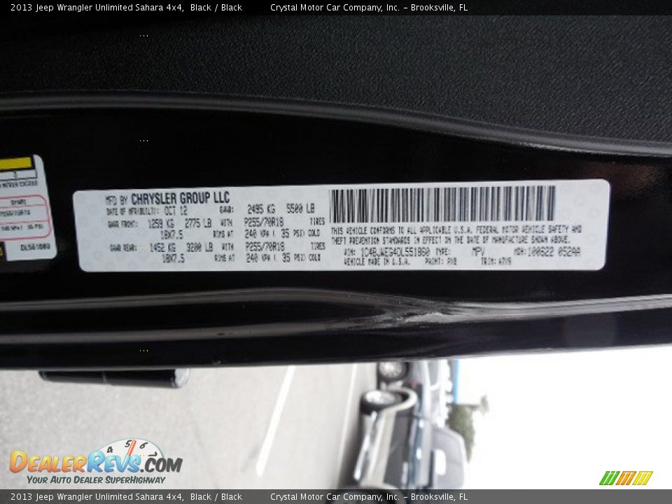 2013 Jeep Wrangler Unlimited Sahara 4x4 Black / Black Photo #24