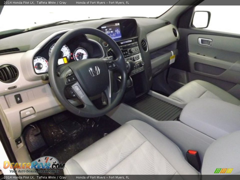 Gray Interior - 2014 Honda Pilot LX Photo #10