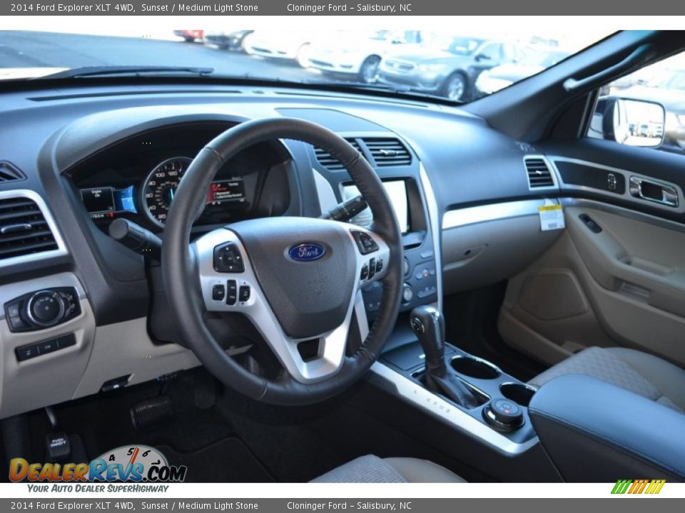 2014 Ford Explorer XLT 4WD Sunset / Medium Light Stone Photo #6
