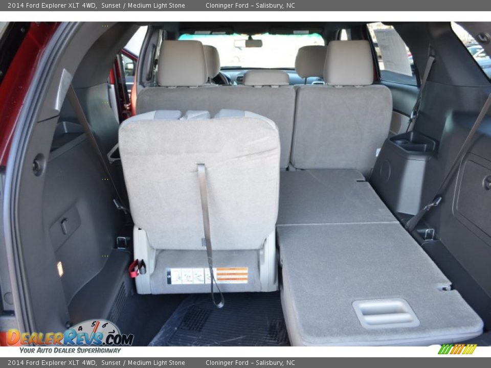 2014 Ford Explorer XLT 4WD Sunset / Medium Light Stone Photo #9