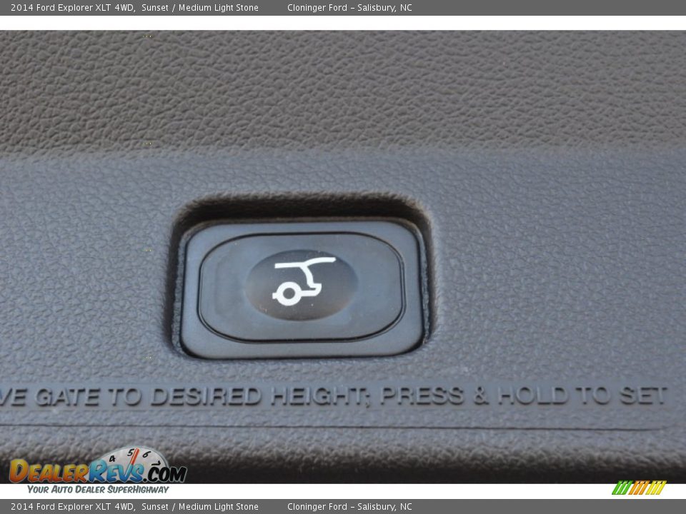 2014 Ford Explorer XLT 4WD Sunset / Medium Light Stone Photo #10