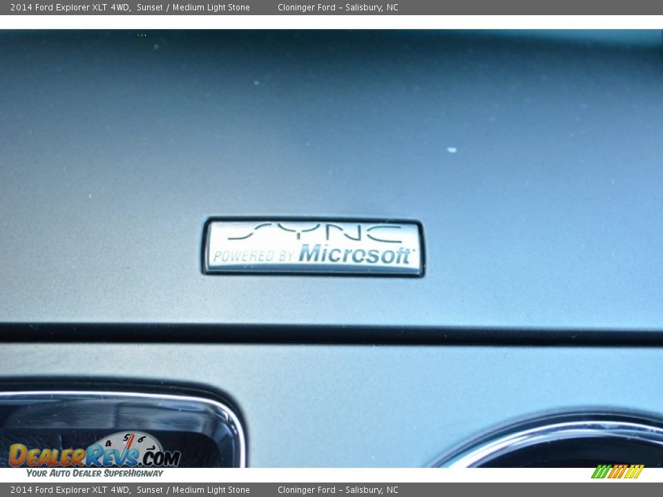 2014 Ford Explorer XLT 4WD Sunset / Medium Light Stone Photo #20
