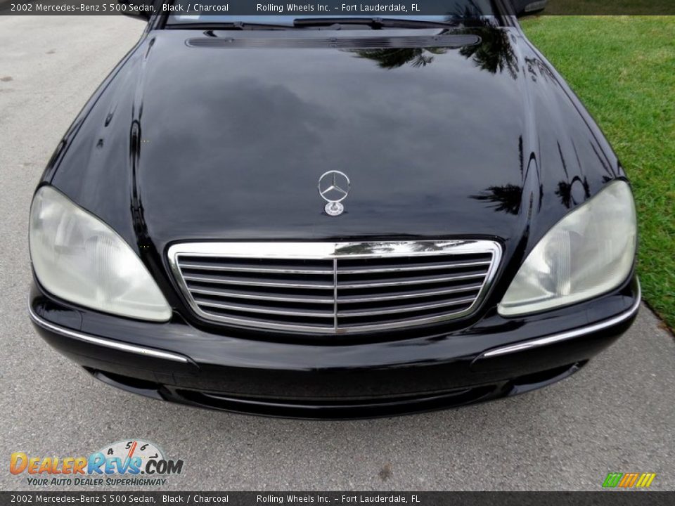 2002 Mercedes-Benz S 500 Sedan Black / Charcoal Photo #35