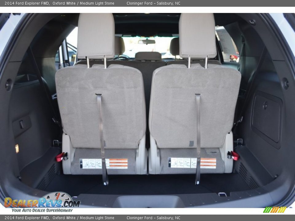 2014 Ford Explorer FWD Oxford White / Medium Light Stone Photo #8