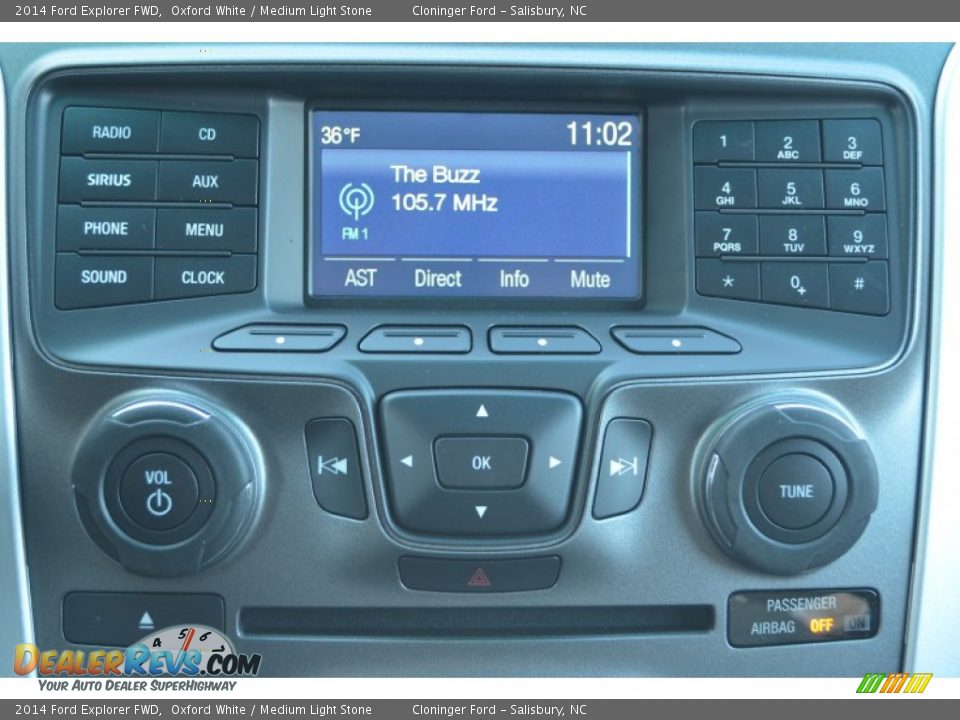 2014 Ford Explorer FWD Oxford White / Medium Light Stone Photo #12