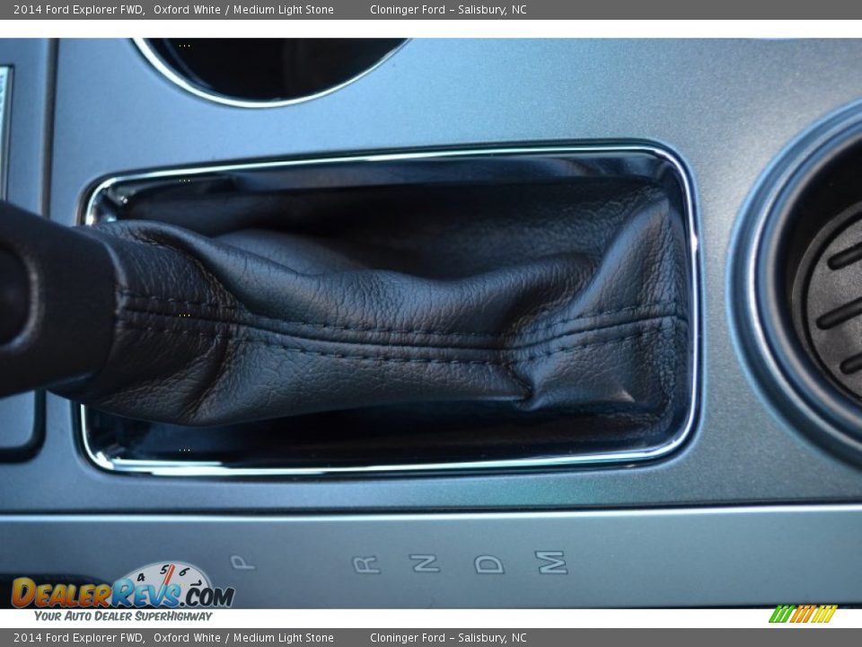 2014 Ford Explorer FWD Oxford White / Medium Light Stone Photo #17
