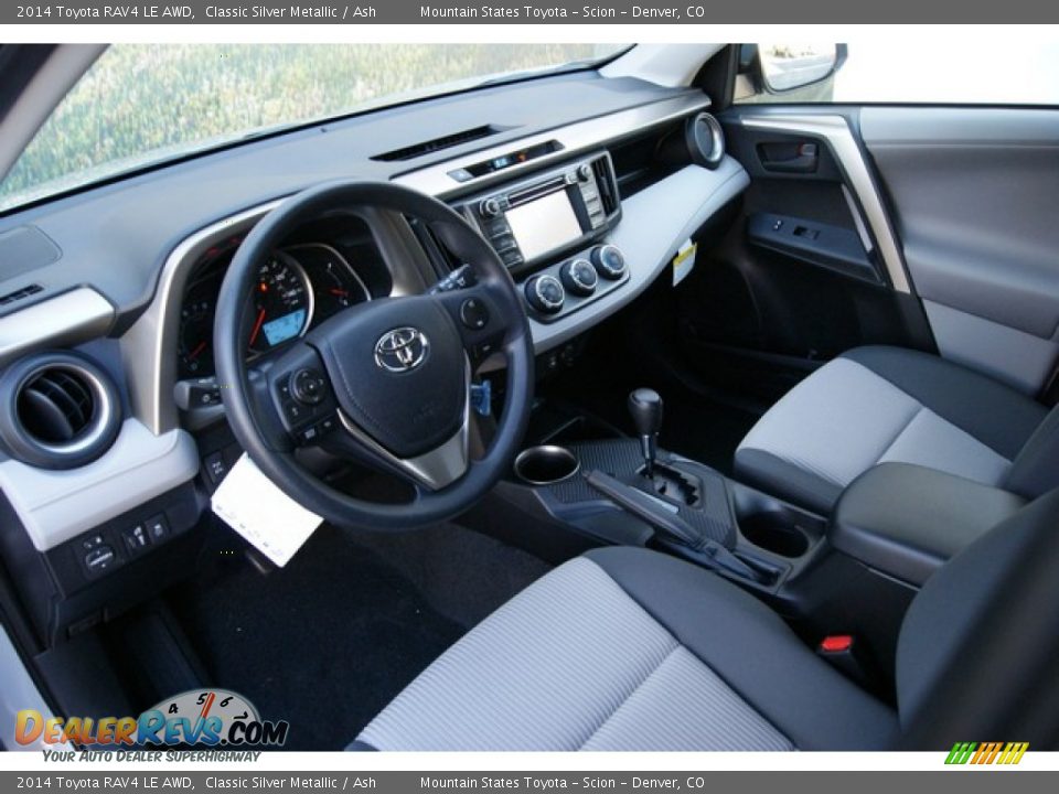 Ash Interior - 2014 Toyota RAV4 LE AWD Photo #5