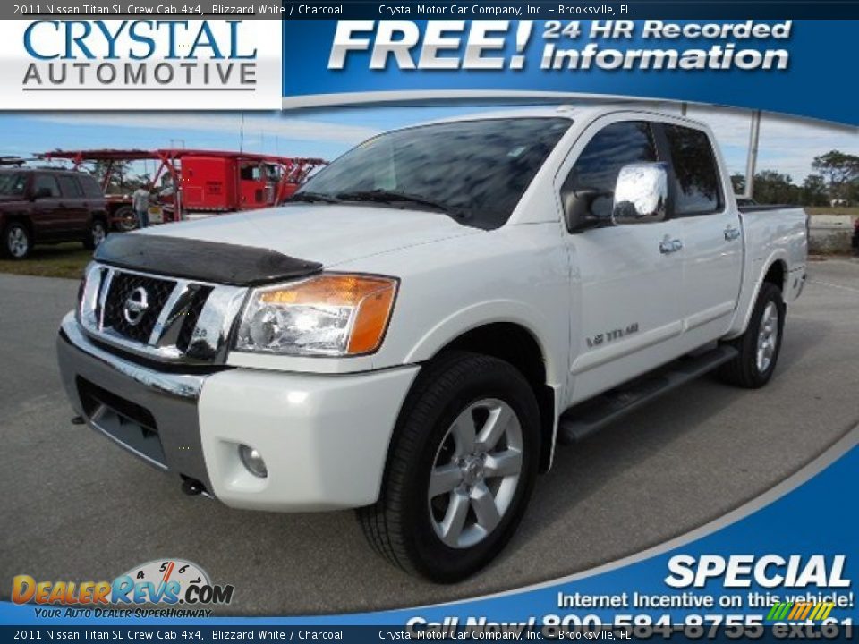 2011 Nissan Titan SL Crew Cab 4x4 Blizzard White / Charcoal Photo #1
