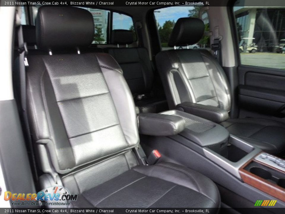 Front Seat of 2011 Nissan Titan SL Crew Cab 4x4 Photo #13