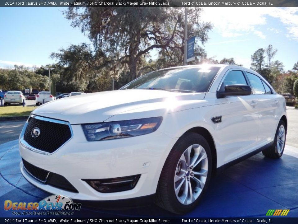 Front 3/4 View of 2014 Ford Taurus SHO AWD Photo #1