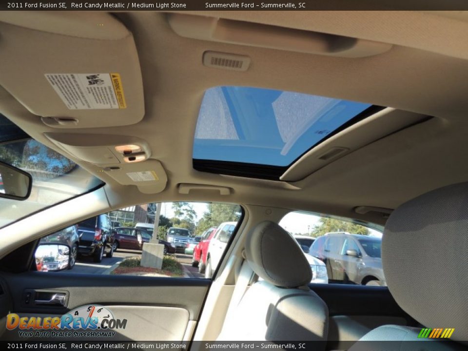 2011 Ford Fusion SE Red Candy Metallic / Medium Light Stone Photo #4