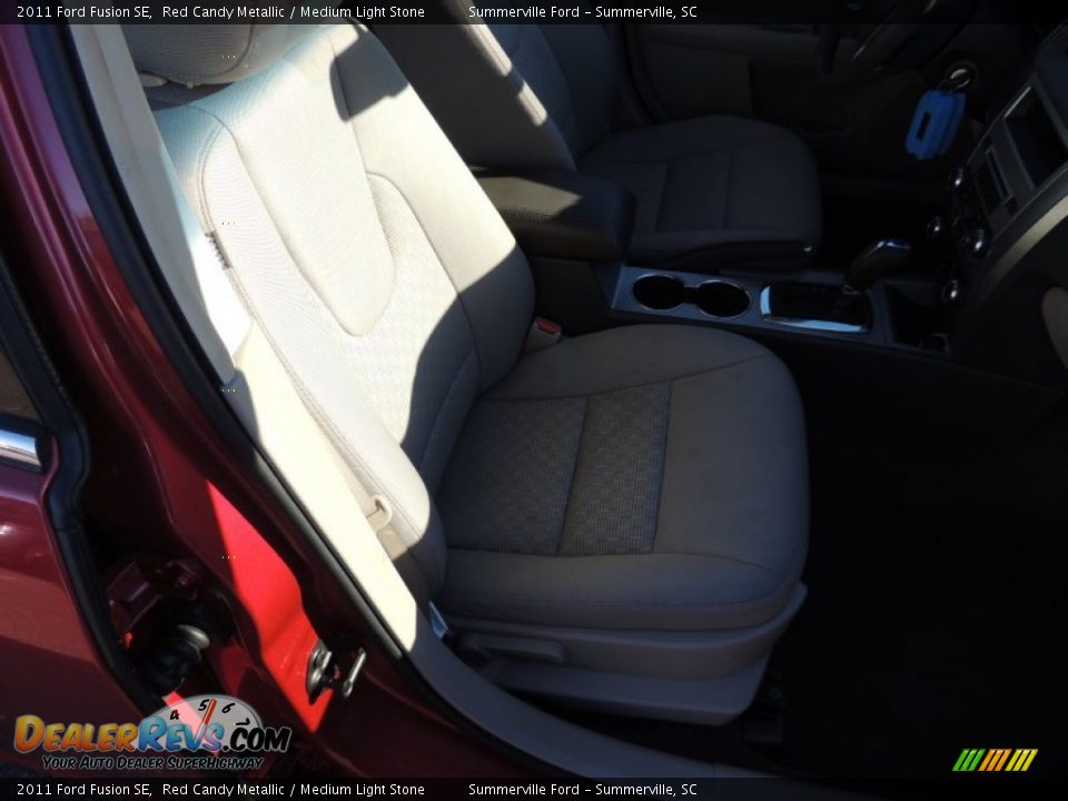 2011 Ford Fusion SE Red Candy Metallic / Medium Light Stone Photo #8