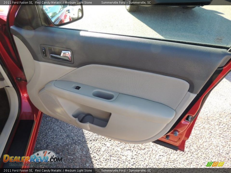2011 Ford Fusion SE Red Candy Metallic / Medium Light Stone Photo #9