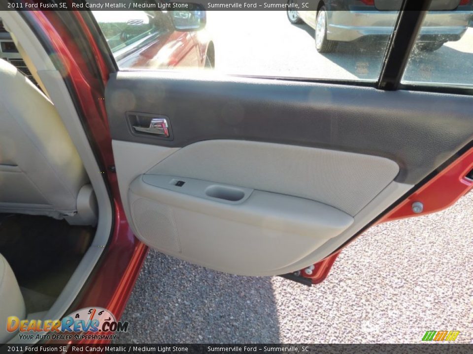 2011 Ford Fusion SE Red Candy Metallic / Medium Light Stone Photo #11