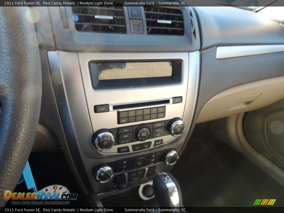 2011 Ford Fusion SE Red Candy Metallic / Medium Light Stone Photo #20