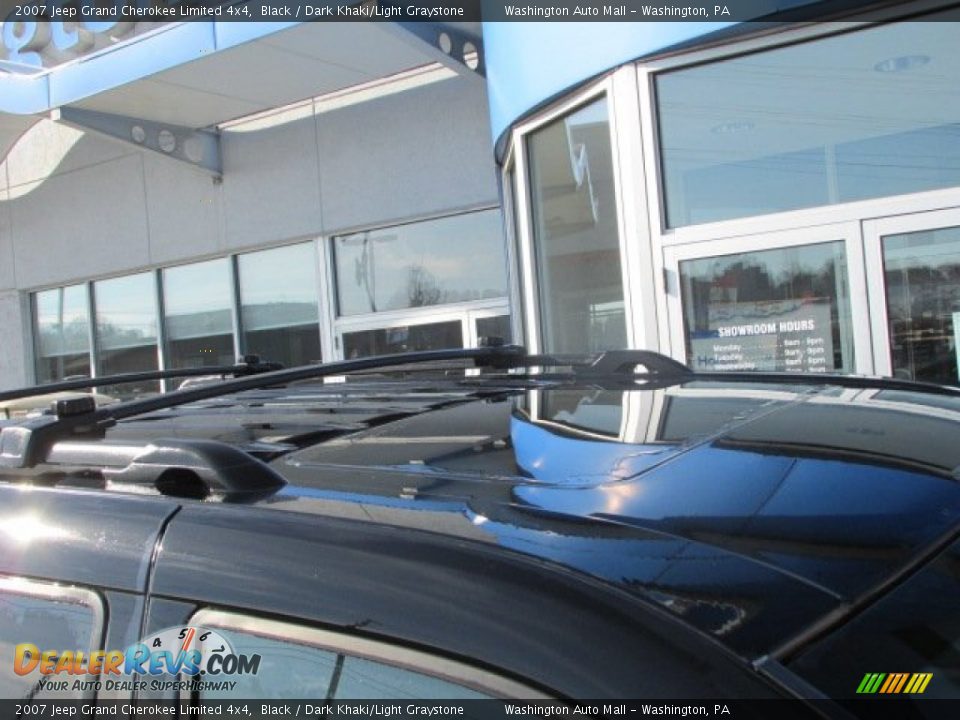 2007 Jeep Grand Cherokee Limited 4x4 Black / Dark Khaki/Light Graystone Photo #4
