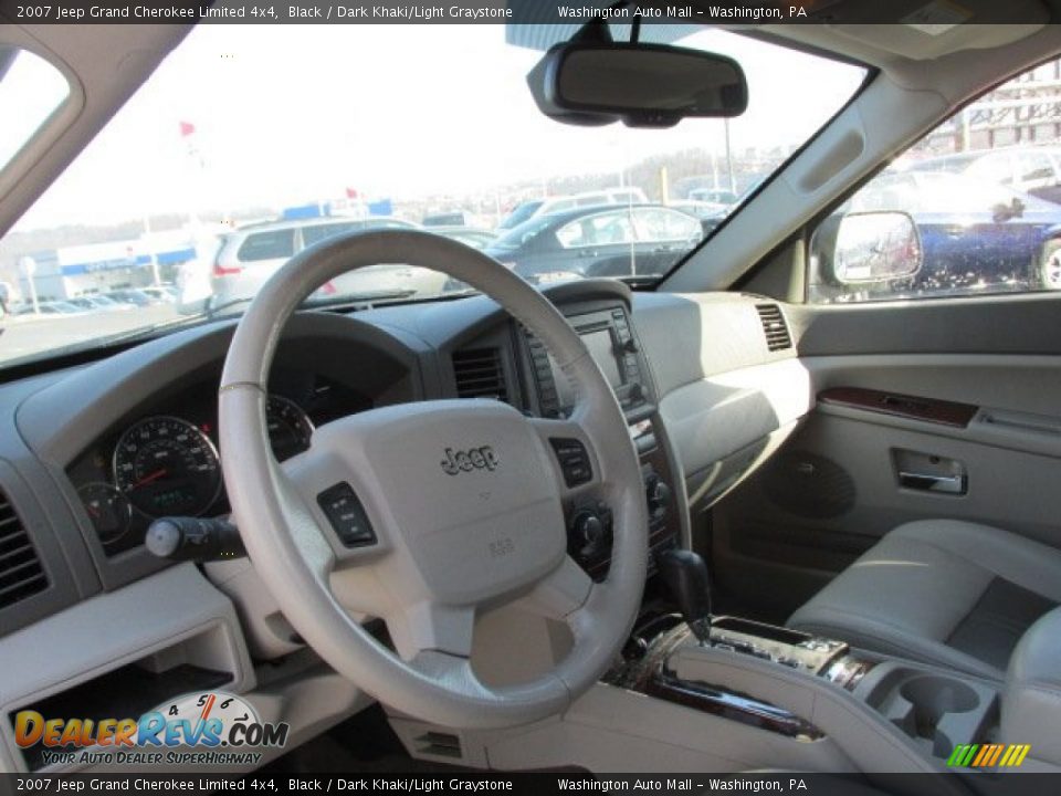2007 Jeep Grand Cherokee Limited 4x4 Black / Dark Khaki/Light Graystone Photo #11