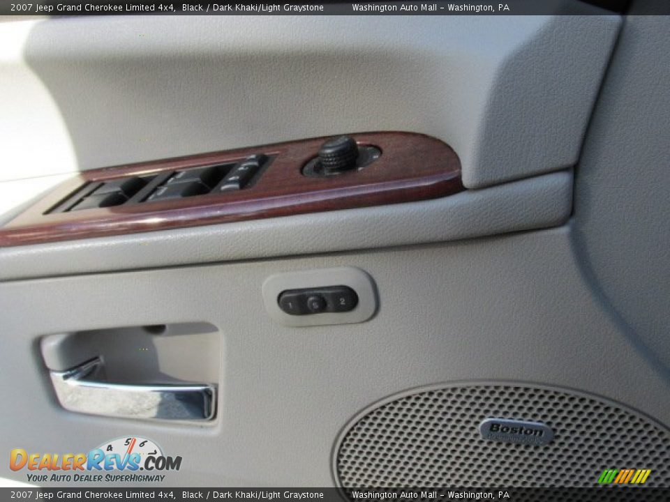 2007 Jeep Grand Cherokee Limited 4x4 Black / Dark Khaki/Light Graystone Photo #12