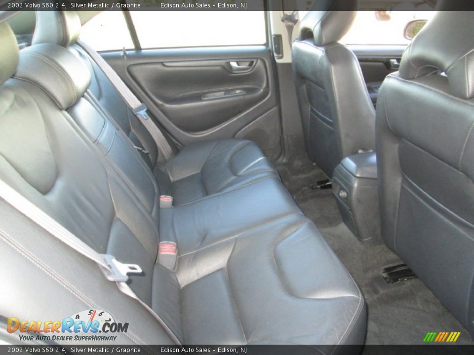 2002 Volvo S60 2.4 Silver Metallic / Graphite Photo #18