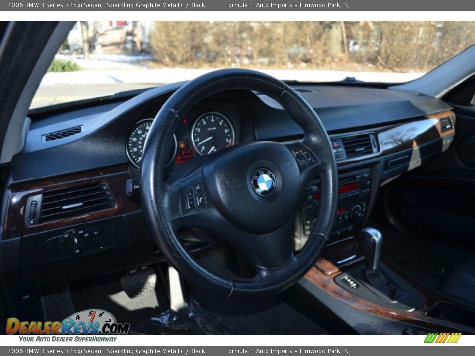 2006 BMW 3 Series 325xi Sedan Sparkling Graphite Metallic / Black Photo #16