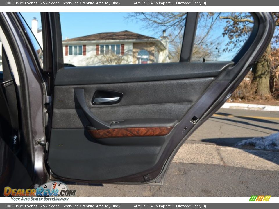 2006 BMW 3 Series 325xi Sedan Sparkling Graphite Metallic / Black Photo #19