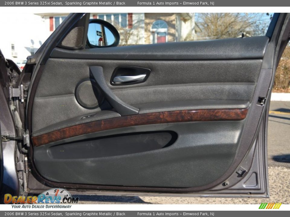 2006 BMW 3 Series 325xi Sedan Sparkling Graphite Metallic / Black Photo #20