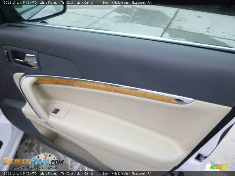 2011 Lincoln MKZ AWD White Platinum Tri-Coat / Light Camel Photo #13