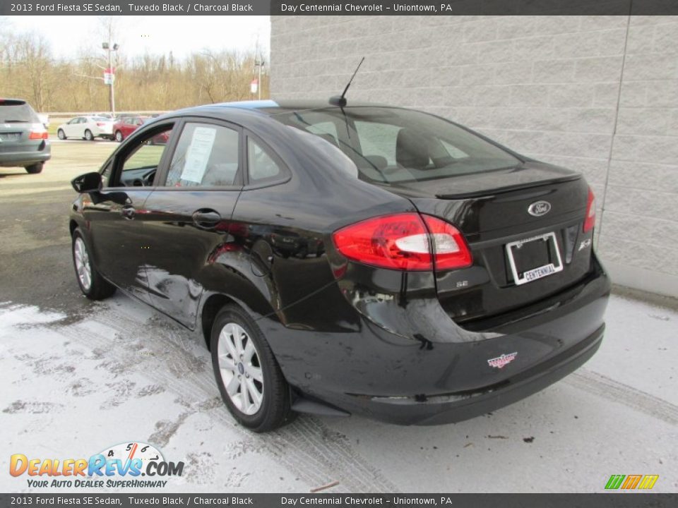 2013 Ford Fiesta SE Sedan Tuxedo Black / Charcoal Black Photo #4