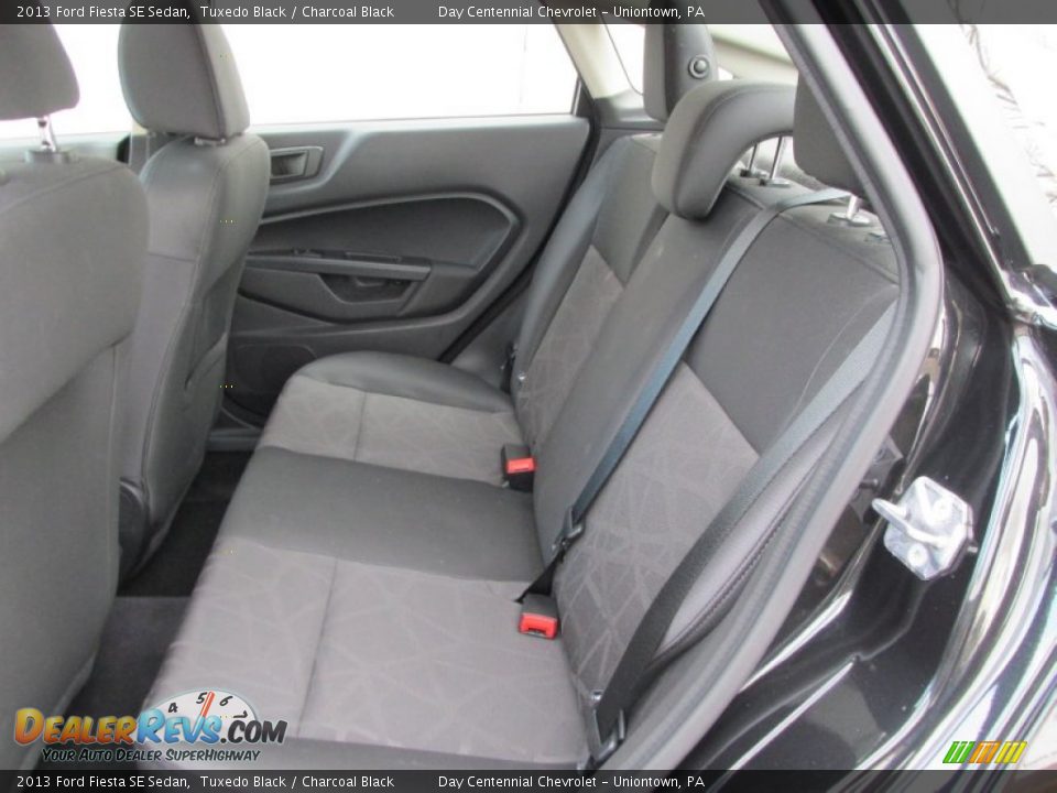 2013 Ford Fiesta SE Sedan Tuxedo Black / Charcoal Black Photo #13