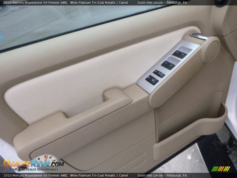 2010 Mercury Mountaineer V6 Premier AWD White Platinum Tri-Coat Metallic / Camel Photo #20