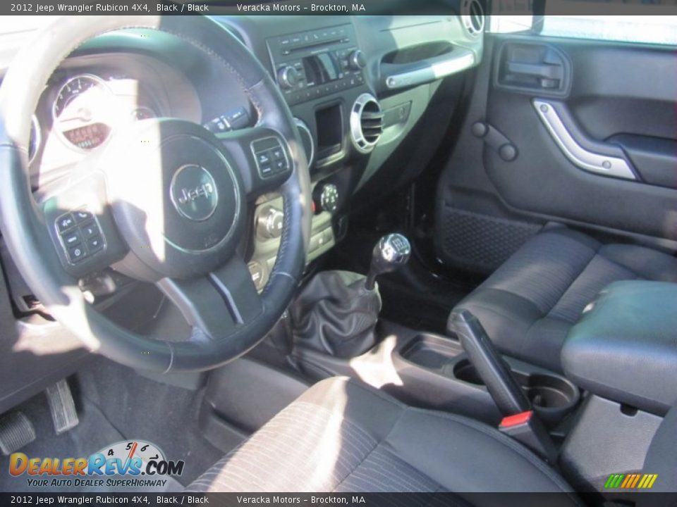2012 Jeep Wrangler Rubicon 4X4 Black / Black Photo #17